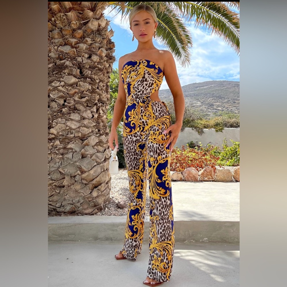 New without tags Fashion Nova Romper  size XL